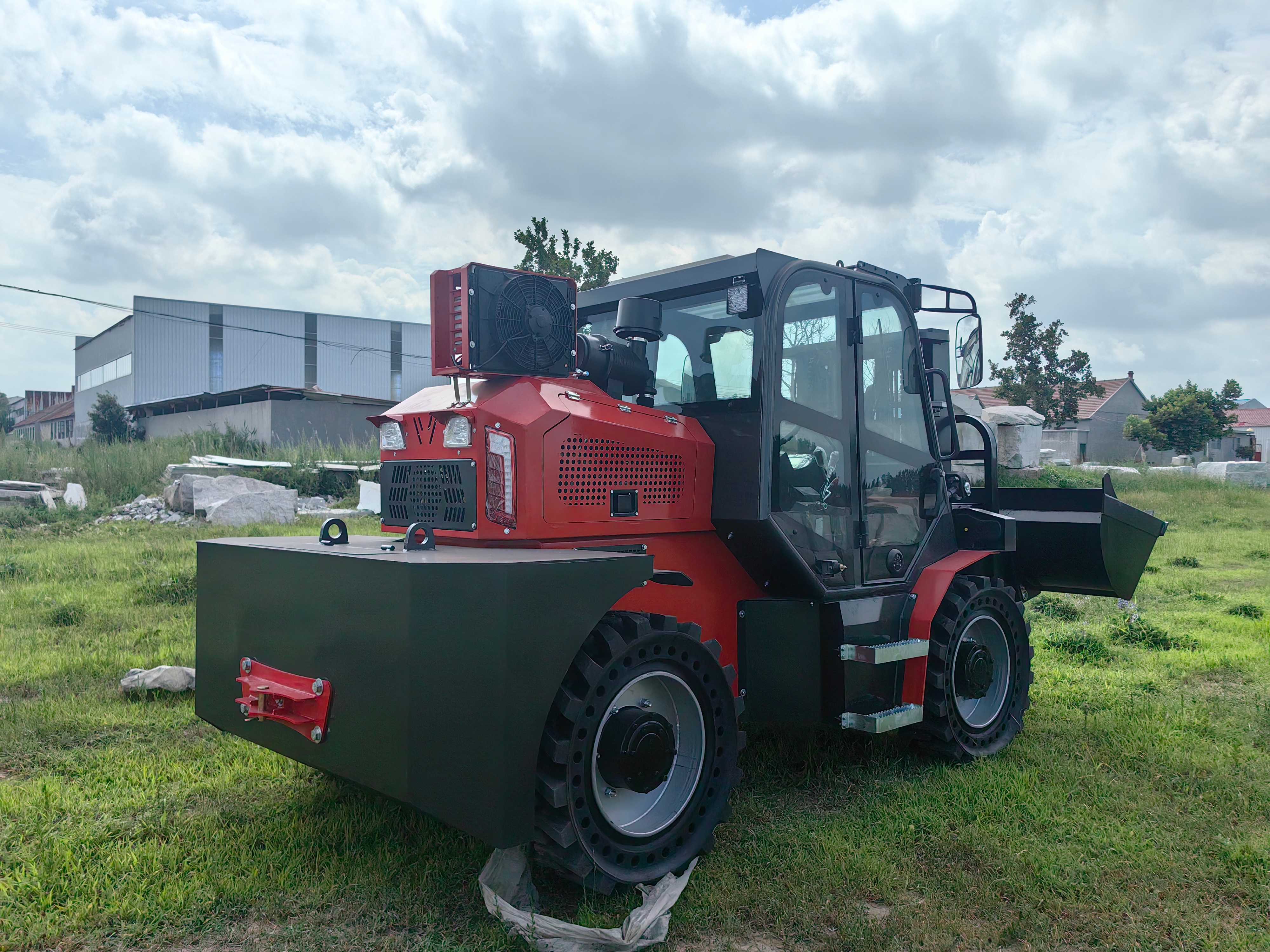 3.5吨新款越野叉车