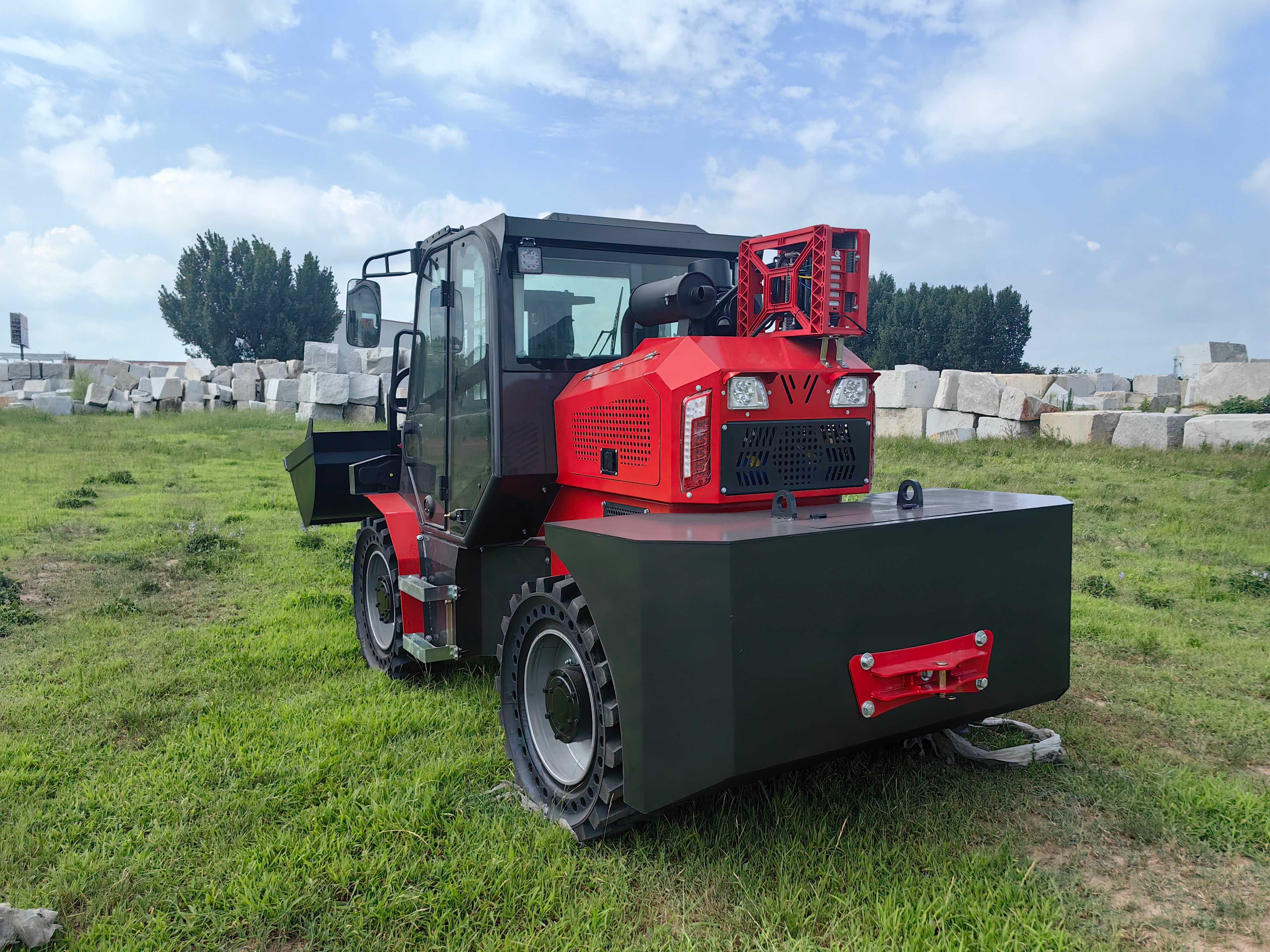 3.5吨新款越野叉车